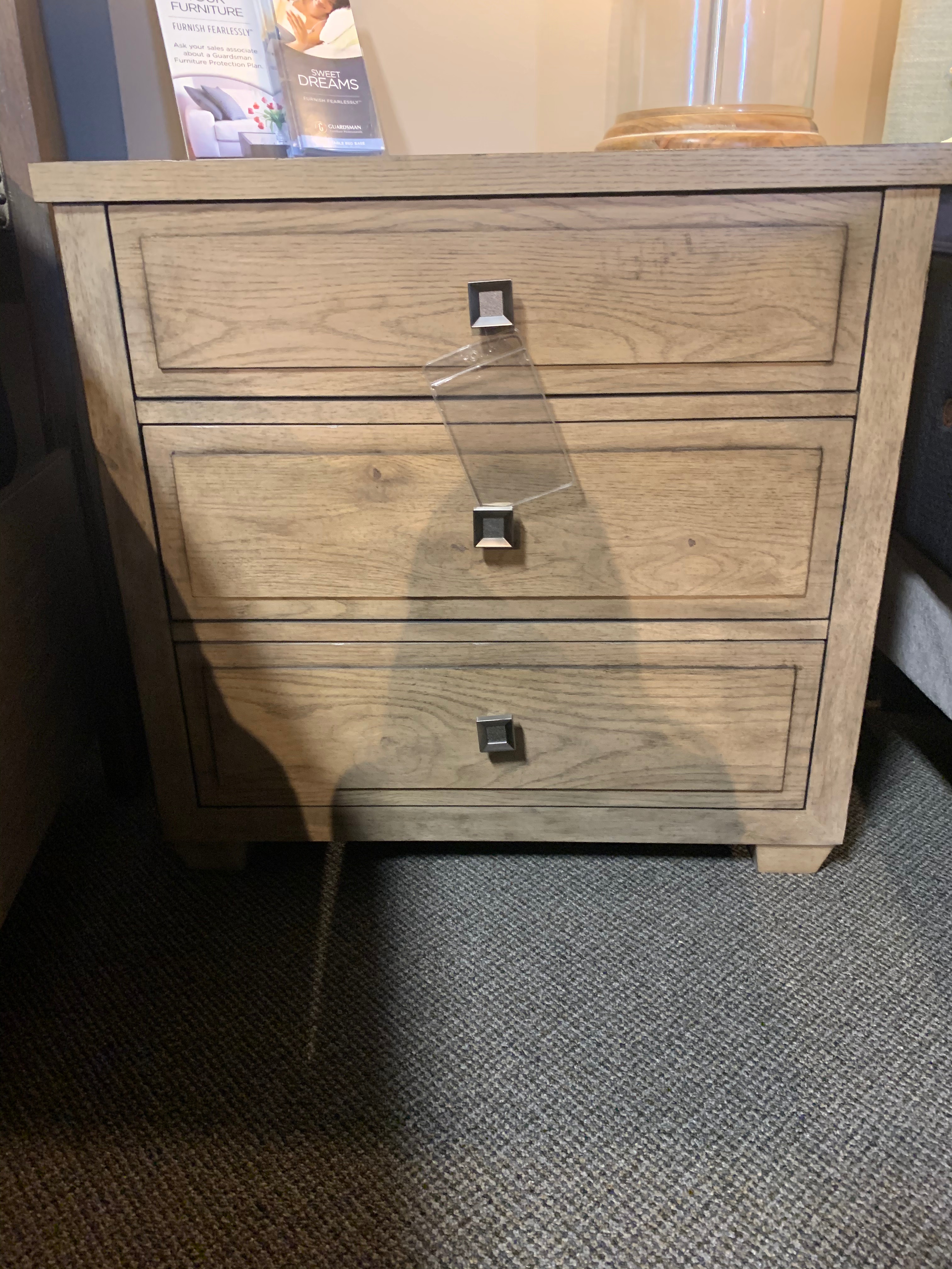 Legacy Classic Furniture CLEARANCE NIGHTSTAND 71003100 Bennington